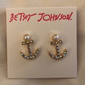 Betsey Johnson Gold Tone Cruise Control Anchor Stud Earrings Crystal Accents NWT